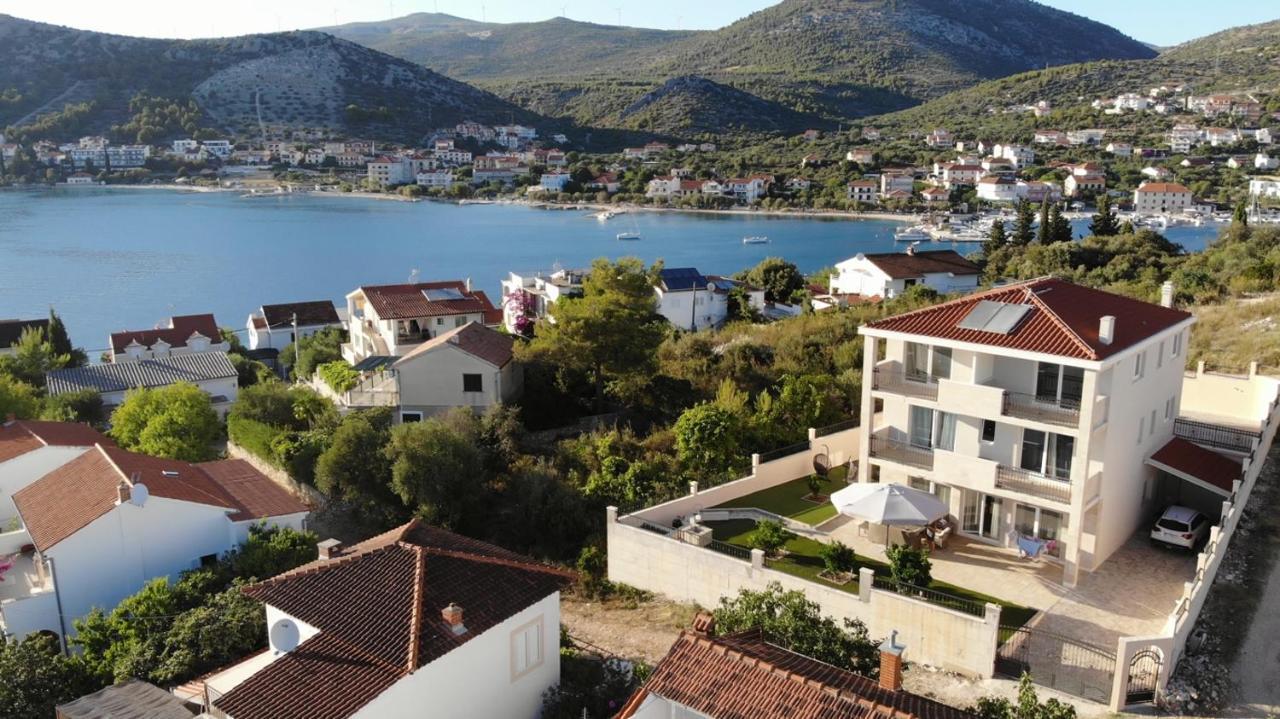 Sea View Apartment